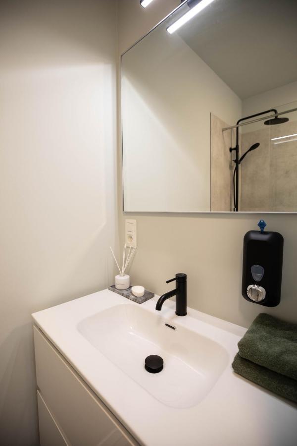 City Housing 亨克 外观 照片